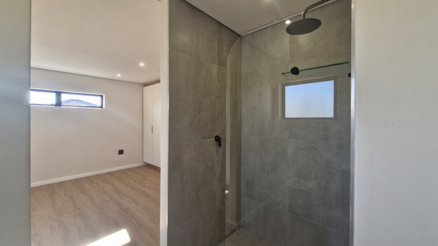 3 Bedroom Property for Sale in Country Club Western Cape